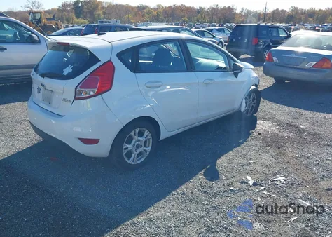 2015 Ford Fiesta Se из США, поврежденный, VIN 3FADP4EJ8FM184413